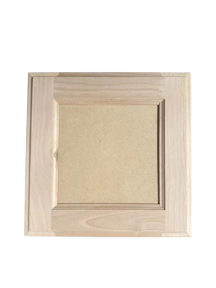 Reverse Heritage Flat Panel cabinet door sample — 101 Edge