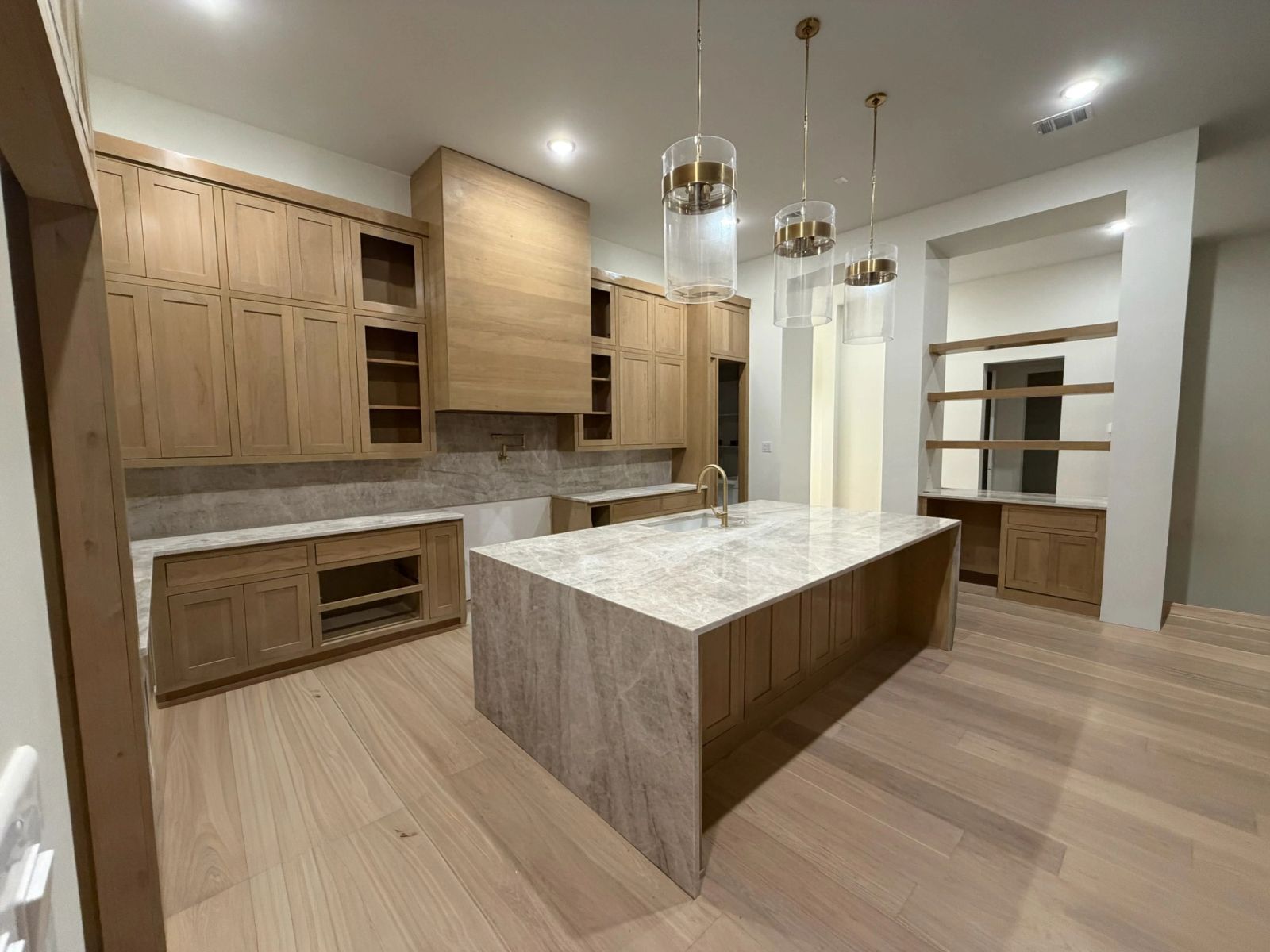 Spotless finished kitchen after a post-construction final clean